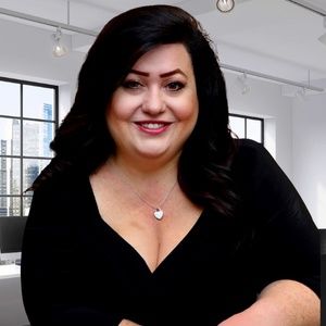 Meet your Posher, Yvonne